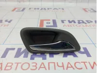 Ручка двери внутренняя правая Chevrolet Cruze 96952178. Царапины.
