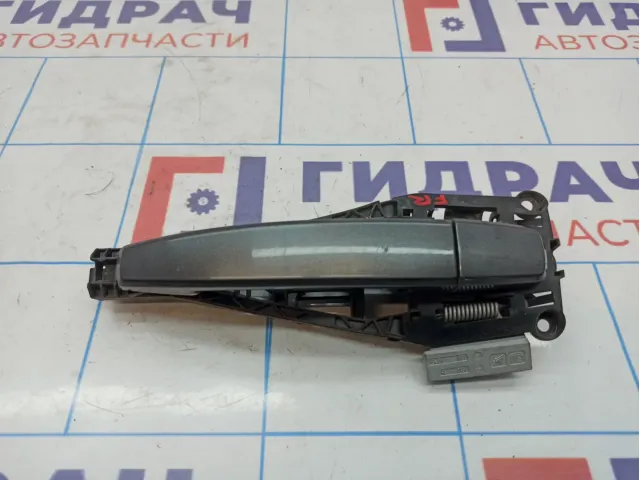 Ручка двери наружная передняя правая Chevrolet Cruze . Царапины.