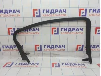 Накладка двери задней левой Chevrolet Cruze 96846148. Внутренняя на рамку стекла.