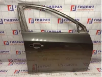 Дверь передняя правая Chevrolet Cruze 95987758. Дефекты.