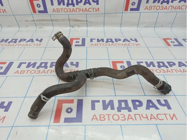 Патрубок отопителя Chevrolet Cruze 95947038.