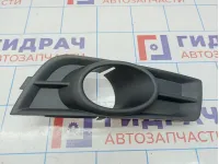 Решетка в бампер правая Chevrolet Cruze 96981086. Под противотуманную фару.