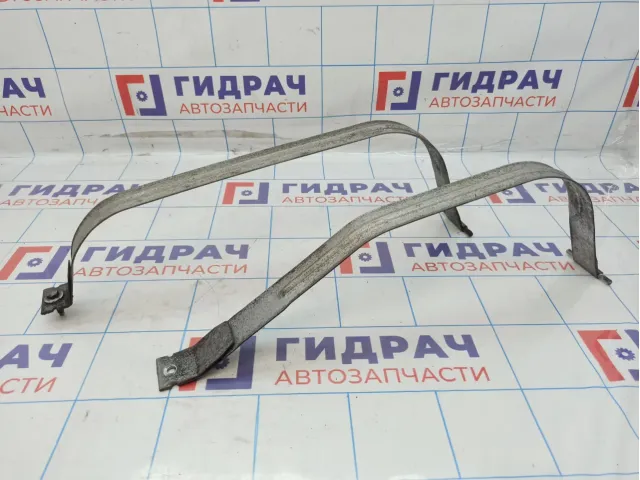 Лента крепления бензобака Chevrolet Cruze . Комплект.