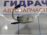 Плафон салонный Chevrolet Cruze 13503057. Бардачка.