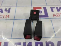 Ответная часть ремня безопасности Chevrolet Cruze 13354869. Задняя двойная.