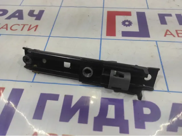 Механизм регулировки ремня безопасности Chevrolet Cruze 13504878.