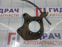 Скоба суппорта заднего левого Chevrolet Cruze 13345403.