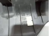 Накладка порога заднего левого внутренняя Chevrolet Cruze 95213175. Потертости.