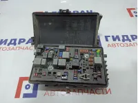 Блок предохранителей Chevrolet Cruze 13222782.