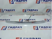 Накладка крышки багажника Chevrolet Cruze 96888802. Не работает кнопка.Дефект хрома.