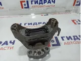 Опора двигателя правая Chevrolet Cruze 13347455.