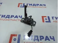 Замок капота Chevrolet Cruze 95989870.