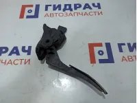 Педаль газа Chevrolet Cruze 13252702.