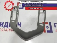 Накладка на торпедо центральная Chevrolet Cruze 95199536.