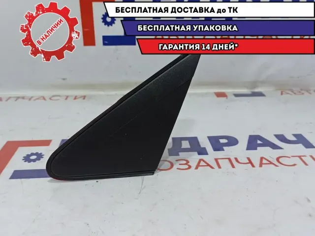 Накладка переднего крыла левого уголок Chevrolet Cruze 96893215. Дефект.