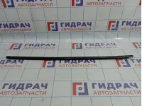 Накладка стекла переднего левого Chevrolet Cruze 95040059