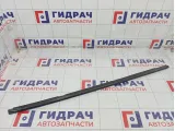 Накладка стекла заднего левого Chevrolet Cruze 95274249