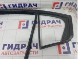 Уплотнитель стекла заднего левого Chevrolet Cruze 42490956