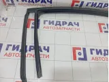 Уплотнитель стекла заднего левого Chevrolet Cruze 42490956