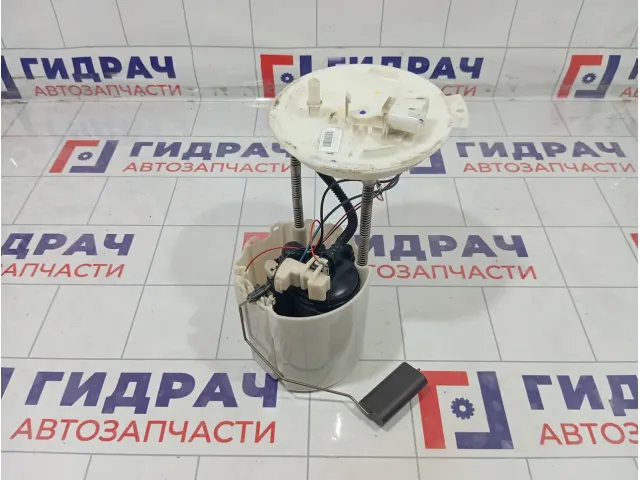 Насос топливный Chevrolet Cruze 13586327