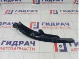 Кронштейн фар левый Chevrolet Cruze 95024143