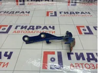 Петля капота правая Chevrolet Cruze 95406039