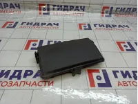 Крышка блока предохранителей Chevrolet Cruze 13222784