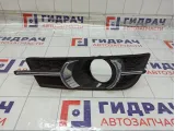 Рамка противотуманной фары правая Chevrolet Cruze 95980709