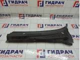 Решетка под лобовое стекло (Жабо) правая Chevrolet Cruze 95967373