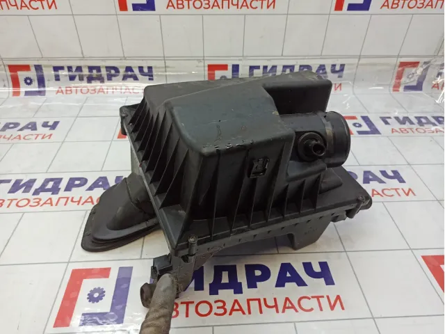 Корпус воздушного фильтра Chevrolet Cruze 13301778