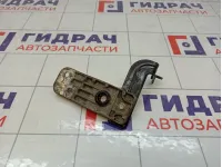 Кронштейн радиатора Chevrolet Cruze
