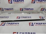 Накладка стекла заднего левого Chevrolet Cruze 95274249.