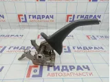 Рычаг стояночного тормоза Chevrolet Cruze 95316787. Дефект хрома.