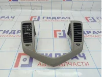 Накладка торпедо центральня Chevrolet Cruze 95199536. С дефлекторами. Сломано крепелние. Накладка торпедо центральня Chevrolet Cruze 95199536. С дефлекторами. Сломано крепелние.