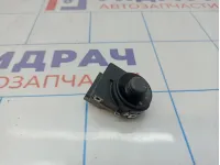 Переключатель регулировки зеркала Chevrolet Cruze 13272182.