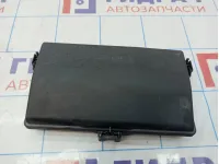 Крышка блока предохранителей моторного Chevrolet Cruze 13222784.