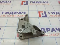 Кронштейн опоры КПП Chevrolet Cruze 13248661.