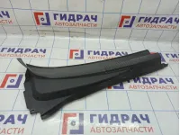 Решетка стеклооч. (планка под лобовое стекло) правая Chevrolet Cruze 95023020.