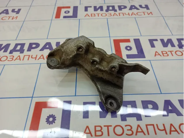 Кронштейн двигателя правый Chevrolet Cruze (J300) 13248507