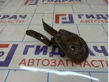 Кронштейн усилителя переднего бампера правый Chevrolet Cruze (J300) 94816321