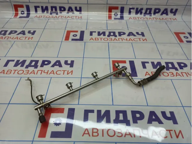 Рейка топливная (рампа) Chevrolet Cruze (J300) 55571536