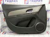 Обшивка двери передней левой Chevrolet Cruze (J300) 95184271
