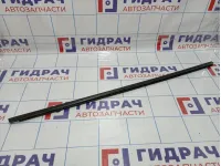 Накладка стекла переднего правого Chevrolet Cruze (J300) 95040060