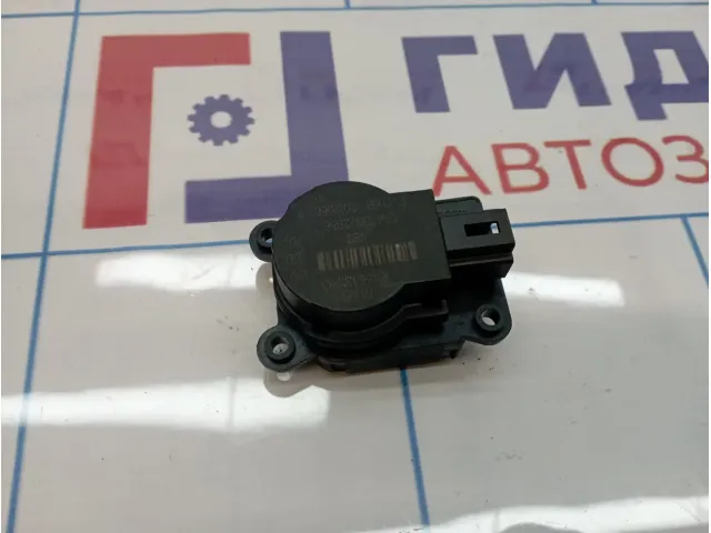 Моторчик заслонки отопителя Chevrolet Cruze (J300) 13372986