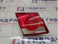 Фонарь задний внутренний левый Chevrolet Cruze (J300) 95130772