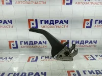 Рычаг, педаль стояночного тормоза Chevrolet Cruze 13343114
