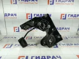 Педаль тормоза Chevrolet Cruze 13331972