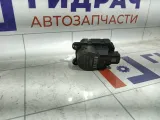 Моторчик заслонки отопителя (печки) Chevrolet Cruze 52437251