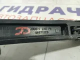 Поводок стеклоочистителя (Поводок дворника) переднего правого Chevrolet Cruze 95971329