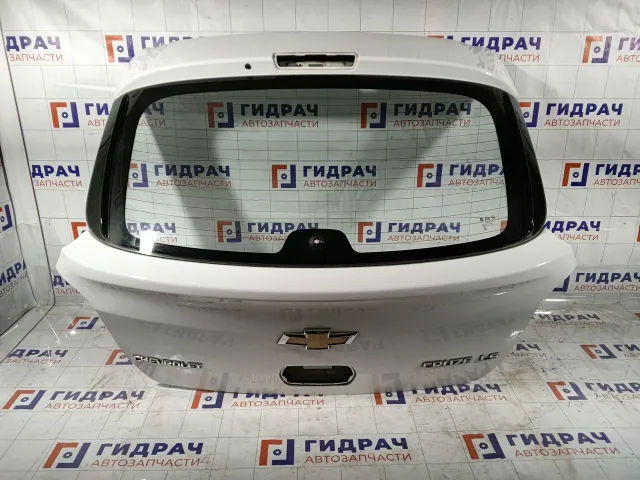 Дверь багажника Chevrolet Cruze 95268891